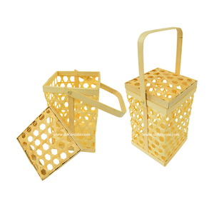 Cesta de Almacenamiento de Bambú Natural Hecha a Mano, Diseño Cuadrado Tejido con Asa para Alimentos y Decoración del Hogar - Product Image 1