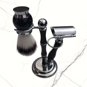 KOUNAIN Ensemble de Rasage Professionnel pour Salon de Barbier : Brosse à Raser, Support de Rasoir, Rasoir de Sécurité à Lame Unique avec Manche en Acier Inoxydable pour le Visage - Product Image 4