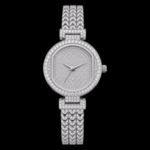 Montre de luxe pour femmes avec diamants, cadran rond de 36 mm, quartz analogique, verre cristal, acier inoxydable et bracelet en caoutchouc, fermoir papillon - Product Image 1