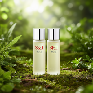 SK-II pour Pitera pour Essence 75ml - Sérum éclaircissant à l'acide hyaluronique et à la vitamine C avec de la niacinamide - Product Image 3