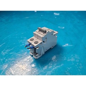 Protecteur Supplémentaire CUTLER-HAMMER SPCL2C04 Utilisé Comme Indiqué – Pièces d'Équipement Semi-conducteur Anciens - Product Image 3