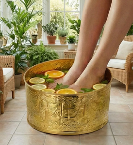 Cuencos de pedicura de metal martillado de lujo y artesanales para spas diurnos. Cuencos de cobre martillado hechos a mano. Cuencos de cobre de calibre grueso CopperCraft. - Product Image 1