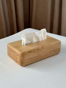 Caja de pañuelos de madera artesanal para la decoración de la sala de estar, el baño o la oficina, con acabado natural. - Product Image 2