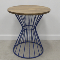 Table basse ronde moderne avec plateau en bois et structure en métal bleu, meuble de salon, table d'appoint décorative