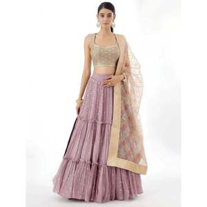 Robe de soirée en georgette rose poudré, style lehenga choli, avec broderies Zari - Product Image 1