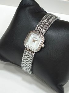 Montre-bracelet à quartz élégante et rétro pour femme, mouvement Miyota, cadran nacre, bracelet en acier inoxydable tressé, boîtier en laiton vintage de luxe - Product Image 3