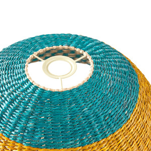 โคมไฟระย้าทรงกลมหลากสีสันที่ถักจากหญ้าทะเล เหมาะสำหรับตกแต่งห้องนั่งเล่นและโต๊ะอาหาร - Product Image 4