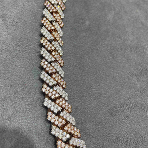 Cadena Cubana de Moissanita de Lujo Unisex, 14 mm de Ancho, Plata 925 con Baño de Oro, Brillo de Diamante Brillante, Diseño Iced, Moderna, para Boda - Product Image 2