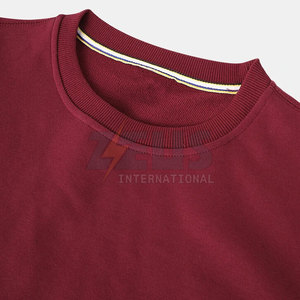 เสื้อสเวตเชิ้ตคอกลมทรงโอเวอร์ไซส์สำหรับผู้ชาย ผ้าฝ้ายผสม แขนยาว - Product Image 3