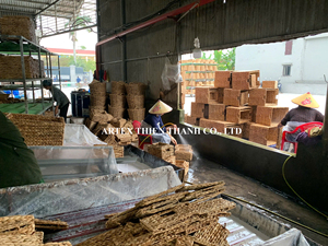 High Quality Braided Water Hyacinth <b>Basket</b> Handmade Woven <b>Storage</b> Organizer for Home Decor OEM Manufacturer Export Supplier Sets - Product Image 3