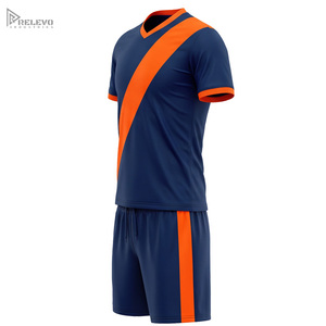 Uniforme de Fútbol Ergonómico Personalizado por Sublimación OEM, Camiseta de Manga Corta con Cuello en V, Pantalones Cortos con Franjas Laterales en Contraste, Transpirable, Color Neón - Product Image 3