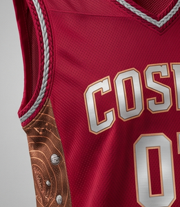 Ensemble de maillot de basket-ball sublimé rouge pour homme Cosmos, col en V, sans manches, short à cordon de serrage, évacuation de l'humidité, coupe athlétique - Product Image 4
