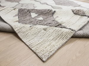 Desert Motif Hand Knotted Wool Rug with Tribal Diamond Pattern | Artisan <b>Carpet</b> for Warm Contemporary Interiors - Product Image 4