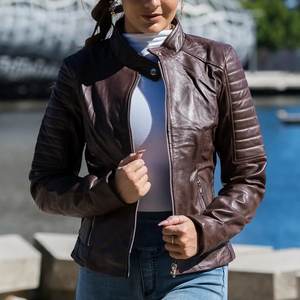 Nouvelles vestes pour femmes en cuir véritable, style vintage, avec logo personnalisé, fermeture éclair marron, pour l'hiver, style streetwear. - Product Image 2