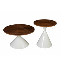Table basse en céramique élégante et luxueuse avec un design compact Table basse pour salon intérieur Balcon