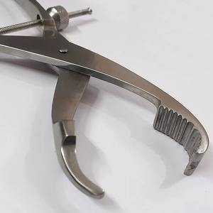Pinzas para Sujetar Huesos de Acero Inoxidable, Certificación CE, Duraderas, Instrumento Quirúrgico Ortopédico, Estabilización Segura, Reutilizables, de Alta Calidad - Product Image 6