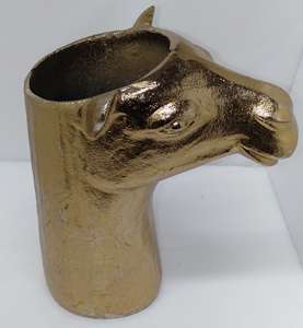 Vases à fleurs en aluminium coulé de qualité supérieure et pots à fleurs en métal pour la décoration intérieure de la maison et du bureau à prix avantageux - Product Image 2