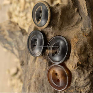 Bouton en corne de buffle Gawa de qualité supérieure fabriqué par Tayyab Handicraft de l'Inde - Product Image 5