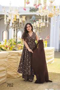 Hermoso Vestido Anarkali de Diseño Indio-Pakistaní, Tela Maslin, Bordado Elegante, para Fiestas, Bodas, Uso Casual, Ropa Tradicional para Mujer - Product Image 3