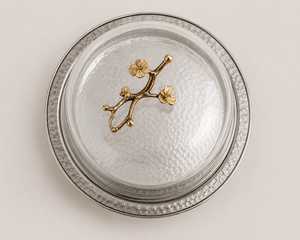 Support à gâteau de luxe en verre et métal avec dôme et cloche, présentoir à desserts écologique pour mariage - Product Image 4