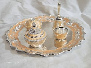 Ensemble de thali de luxe plaqué argent avec émail antique, plateau de service en métal décoratif, cadeau religieux pour la maison et les mariages - Product Image 3