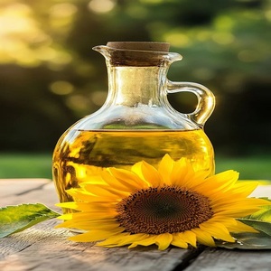 Aceite de Girasol Refinado Natural con 99.999% de Pureza para Aplicaciones Culinarias, Ofrece una Calidad Excelente y una Textura Suave - Product Image 1