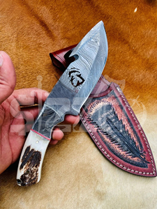 Cuchillo de caza OEM Wirecut de acero de Damasco, tipo Skinner, con mango de asta de ciervo, hoja fija, para camping, actividades al aire libre y EDC, con funda de cuero. - Product Image 2