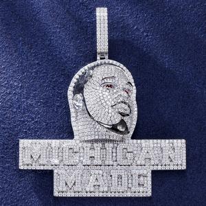 Colgante Personalizado con Nombre en Moissanita VVS, Estilo Hip Hop, Plata 925 con Baño de Rodio, Corte Redondo, Joyería Fina para Hombre - Product Image 4