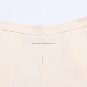 Shorts pour femmes avec logo personnalisé, taille élastique, respirants, été - Product Image 3