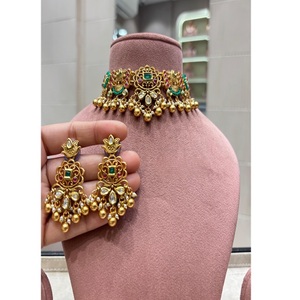 Conjunto de collar choker de diseño con acabado dorado de la mejor calidad exclusiva, con aretes, para colección de bodas, para mujeres y niñas. - Product Image 1