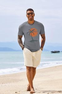 Camiseta de Manga Corta Gris para Hombre con Estampado de Palmeras al Atardecer, Cuello Redondo, Corte Regular Informal, 100% Algodón Jersey Transpirable - Product Image 6