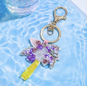 Porte-clés vintage faits main en strass couleur cocotier, breloques de poignet multicolores avec initiales alphabétiques scintillantes - Product Image 1