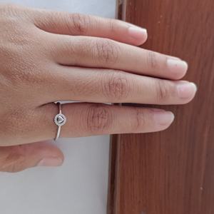 Anillo Solitario con Halo de Circonita Cúbica en Forma de Corazón para Mujer, Romántico, para Boda, Compromiso o Promesa - Product Image 3