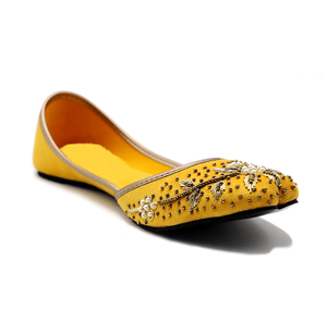 Indoor & Outdoor Yellow Color Fancy Khussa Punjabi <b>Jutti</b> Solid Color Women Khussa Pakistan Made Best Selling Women Khussa - Product Image 1