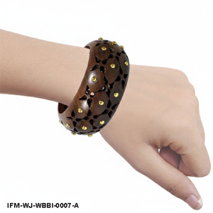 กำไลข้อมือไม้สีเข้มทำมือ พร้อมลวดลายฉลุดอกไม้และงานฝังทองเหลืองขัดเงา สไตล์โบฮีเมียน - Product Image 6