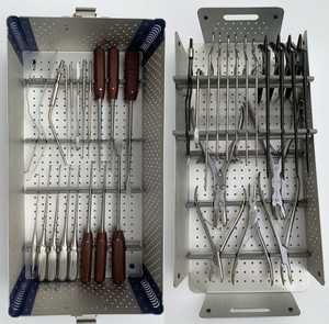 Ensemble d'instruments chirurgicaux de haute qualité pour la colonne lombaire avec boîte de stérilisation, en acier inoxydable allemand, réutilisable et autoclavable - Product Image 6