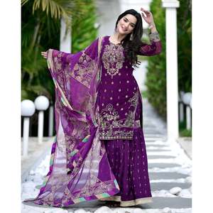 Magnifique ensemble de vêtements indiens et pakistanais, haut-bas et dupatta élégants pour les fêtes - Product Image 2