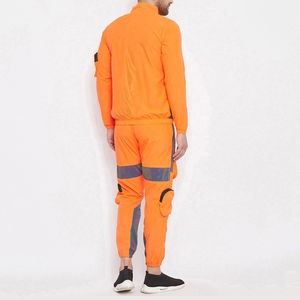 Ensemble de survêtement décontracté streetwear hiver 2026, poids moyen, 100 % polyester, avec patch réfléchissant respirant et broderie personnalisée - Product Image 3