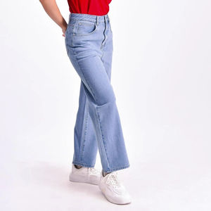 Jeans holgados de talla grande para mujer, pantalones vaqueros de pierna ancha con bordado, pantalones de mezclilla casuales y cómodos para mujer, estilo urbano a la moda. - Product Image 6