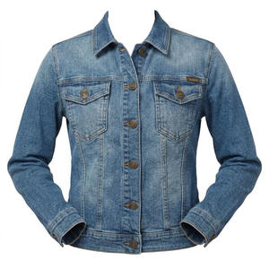 Veste en jean classique pour femme de haute qualité, imperméable, réversible, hiver, 100% coton, bleu moyen délavé, élégante et décontractée - Product Image 4