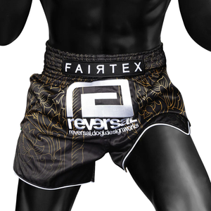 Shorts de Muay Thai pour hommes Fairtex, noir et or, imprimé floral, séchage rapide, polyester, vêtements d'entraînement pour arts martiaux mixtes, coupe régulière, short thaïlandais - Product Image 1
