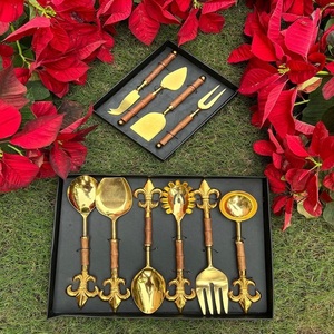 Cadeau de Noël de luxe couteaux à fromage en acier inoxydable plaqué or ensemble de cuillères de service longues poignées en bois vernis miroir - Product Image 1