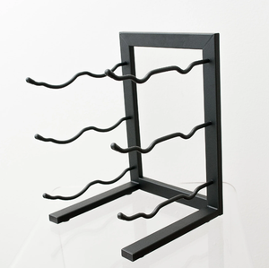 ชั้นวางขวดไวน์โลหะแบบกำหนดเอง ทำด้วยมือ ขายดี ผลิตขายส่ง ชั้นวางขวดไวน์โลหะ - Product Image 1