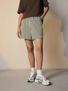 Ensemble de sport deux pièces pour femme : T-shirt et short de fitness pour femme, tenue décontractée pour l'entraînement - Product Image 2