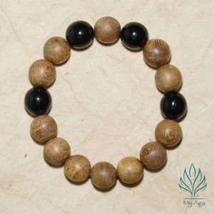 สร้อยข้อมือไม้กฤษณาธรรมชาติยอดนิยม รุ่นคลาสสิก AL-SB-0012-12 ประดับด้วยลูกปัดไม้กฤษณา 13 เม็ด และลูกปัดปะการัง 4 เม็ด สำหรับใช้ในชีวิตประจำวันเพื่อความสงบ - Product Image 4