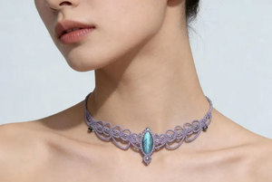 Conjunto de Pulseras de Macramé Hechas a Mano con Malaquita, Cuentas de Piedras Preciosas Verdes Naturales, Cordón Negro y Beige Ajustable, Joyería Boho - Product Image 2