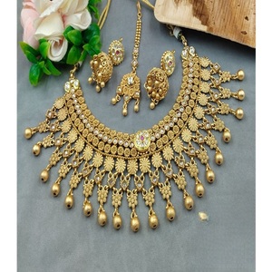 Attractive High Quality Mossanite Pure Gold Look <b>Kundan</b> Choker Earrings With Tikka Set for Women Designer <b>Jewelry</b> for Wedding - Product Image 2