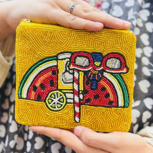 Monedero de moda 2024: Monedero artesanal con cuentas y anillo desmontable para guardar dinero y tarjetas en el día del partido, de Glowin Fashion - Product Image 1