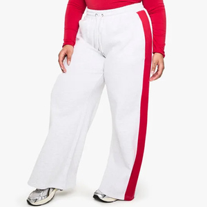 Nuevo diseño, pantalones deportivos rojos para mujer, con franja lateral, de pierna ancha, de tejido suave tipo felpa, pantalones de chándal para mujer. - Product Image 6