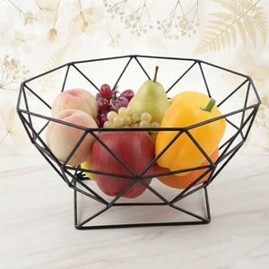 Corbeille à fruits moderne en fil métallique noir géométrique pour table de cuisine - Product Image 1